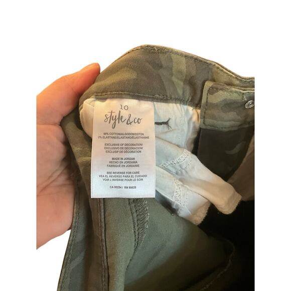 Style&Co Skinny Jeans Mid Rise Curvy Fit Ciotton Blend Green Camo Size 10 NWT - Picture 4 of 7